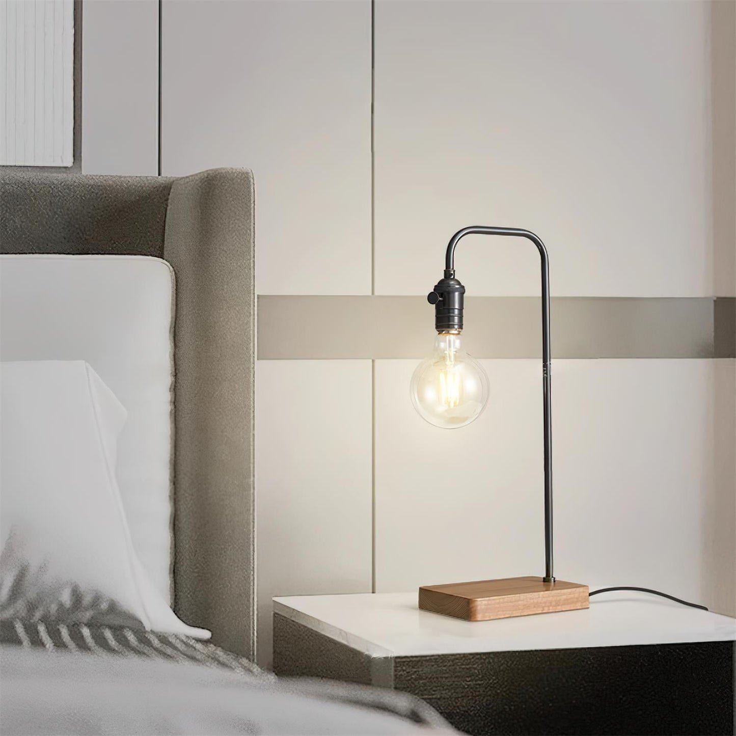 Rynx | Lola Brass Table Lamp