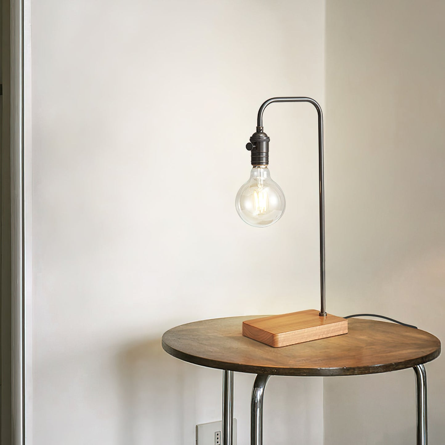 Rynx | Lola Brass Table Lamp