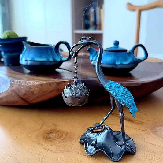 Rynx | Lotus-Crane Decor & Aroma Diffuser – For relaxed senses & warm atmosphere