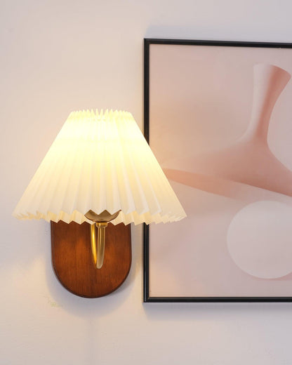 Rynx | Louise Wall Lamp