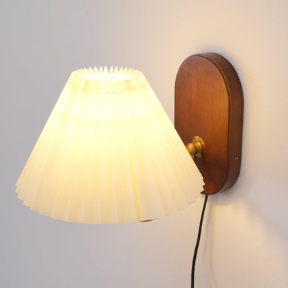 Rynx | Louise Plug In Wall Lamp