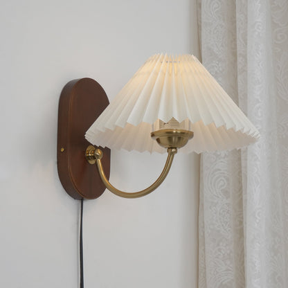 Rynx | Louise Plug In Wall Lamp