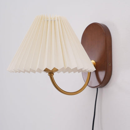 Rynx | Louise Plug In Wall Lamp