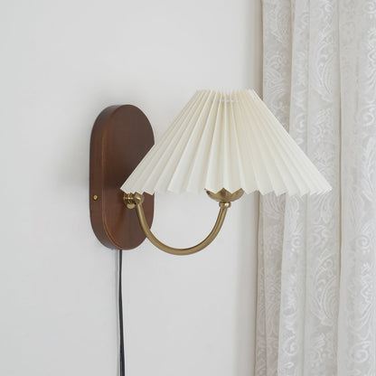 Rynx | Louise Plug In Wall Lamp