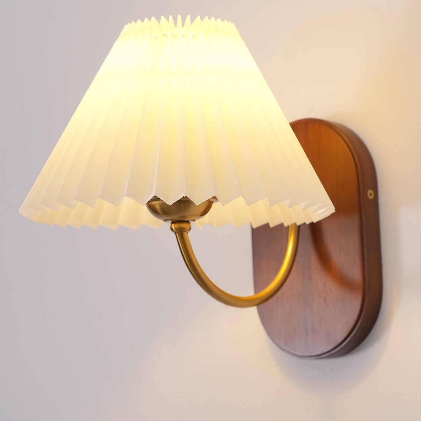 Rynx | Louise Wall Lamp