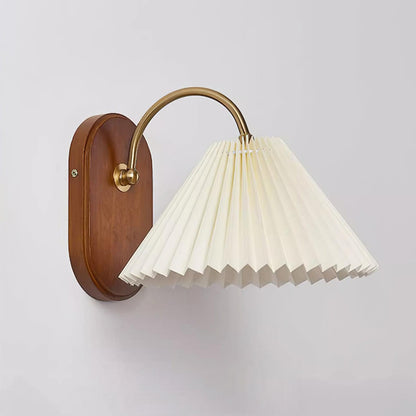 Rynx | Louise Wall Lamp