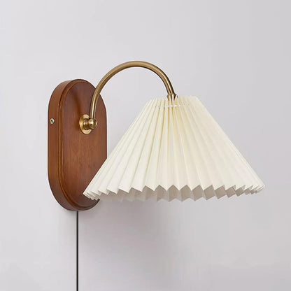 Rynx | Louise Plug In Wall Lamp