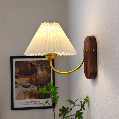 Rynx | Louise Wall Lamp