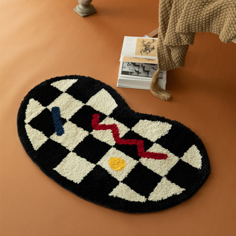 Rynx | Sweet Love Checkered Bath Mat, Heart-Shaped Bathroom Rug