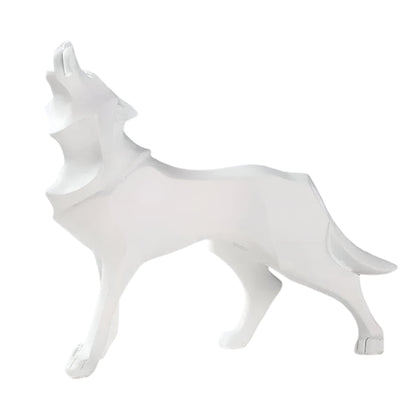 Rynx | LupoForm – Geometric Wolf Statue with Sharp-edged Design for Modern Spaces