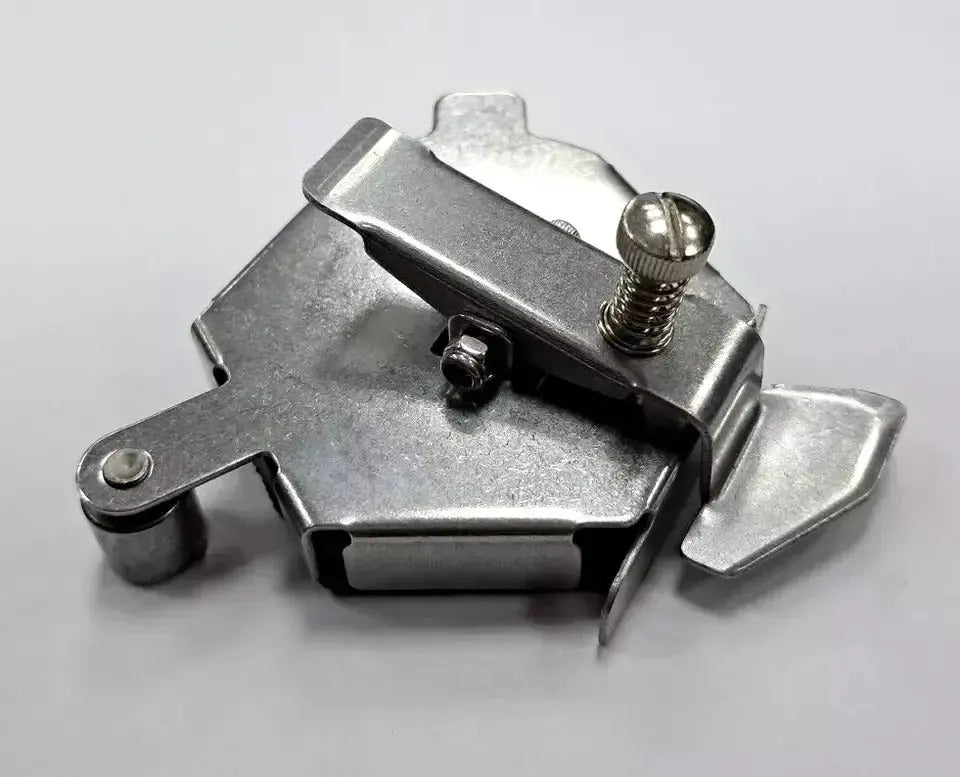 Rynx | Magnetic multifunction guide for sewing machines – Polygonal design