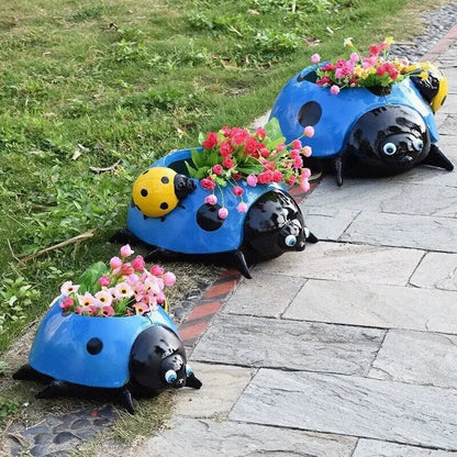 Rynx | Ladybug Flower Pot – Weatherproof Garden Decor made of Resin
