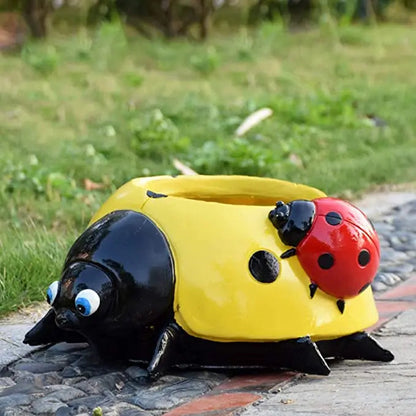 Rynx | Ladybug Flower Pot – Weatherproof Garden Decor made of Resin