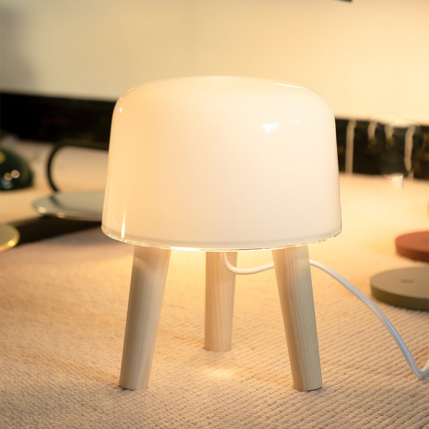 Rynx | Milk Table Lamp