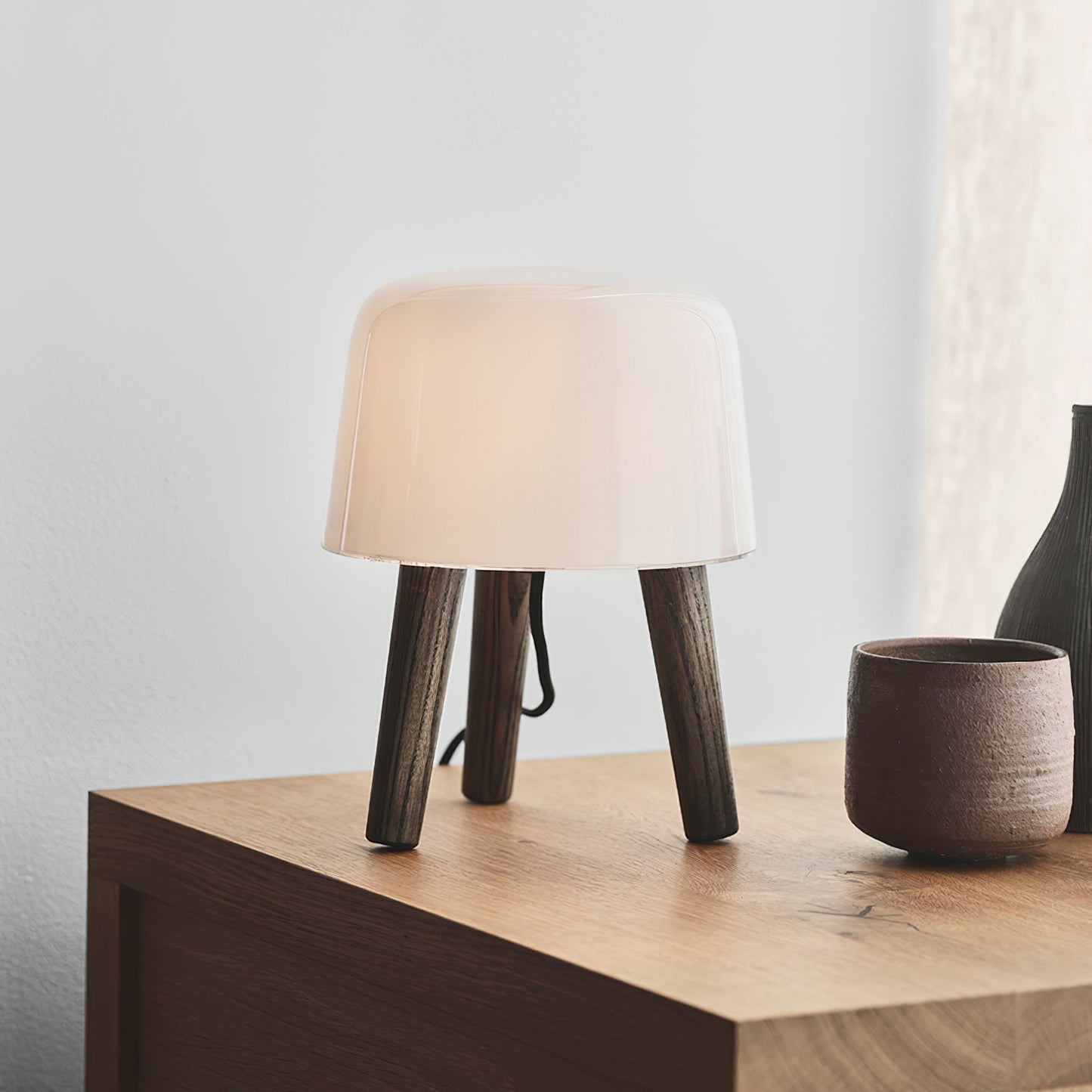 Rynx | Milk Table Lamp