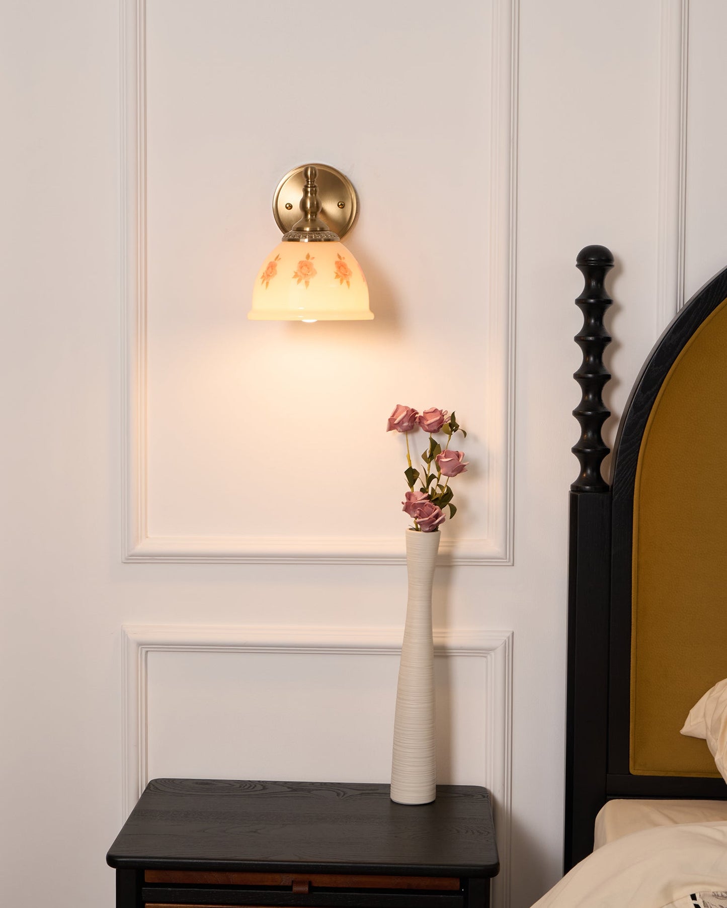 Rynx | Mishya Floral Wall Lamp