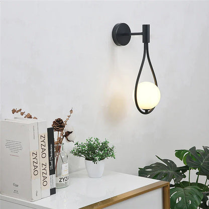 Rynx | Modern LED Wall Lamp in Glass and Metal
