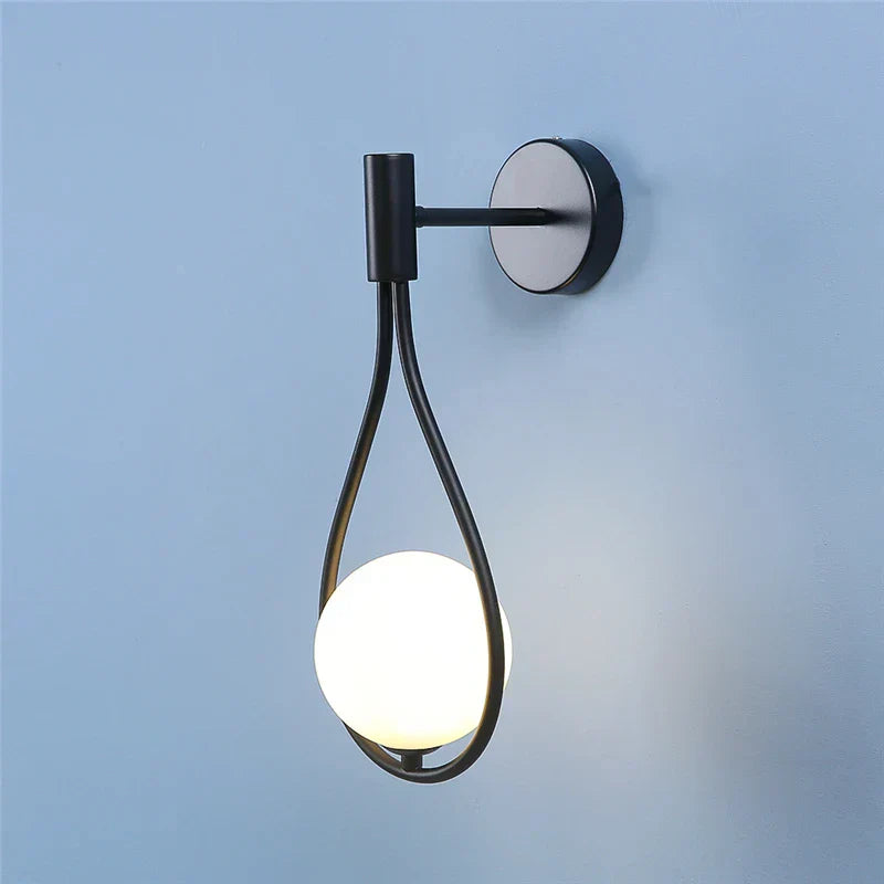 Rynx | Modern LED Wall Lamp in Glass and Metal