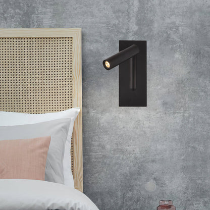 Rynx | Modern Laiton Wall Lamp