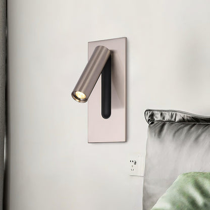 Rynx | Modern Laiton Wall Lamp