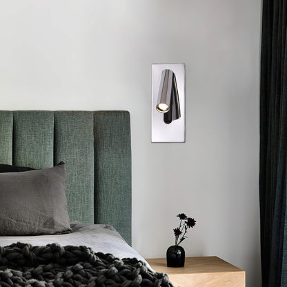 Rynx | Modern Laiton Wall Lamp