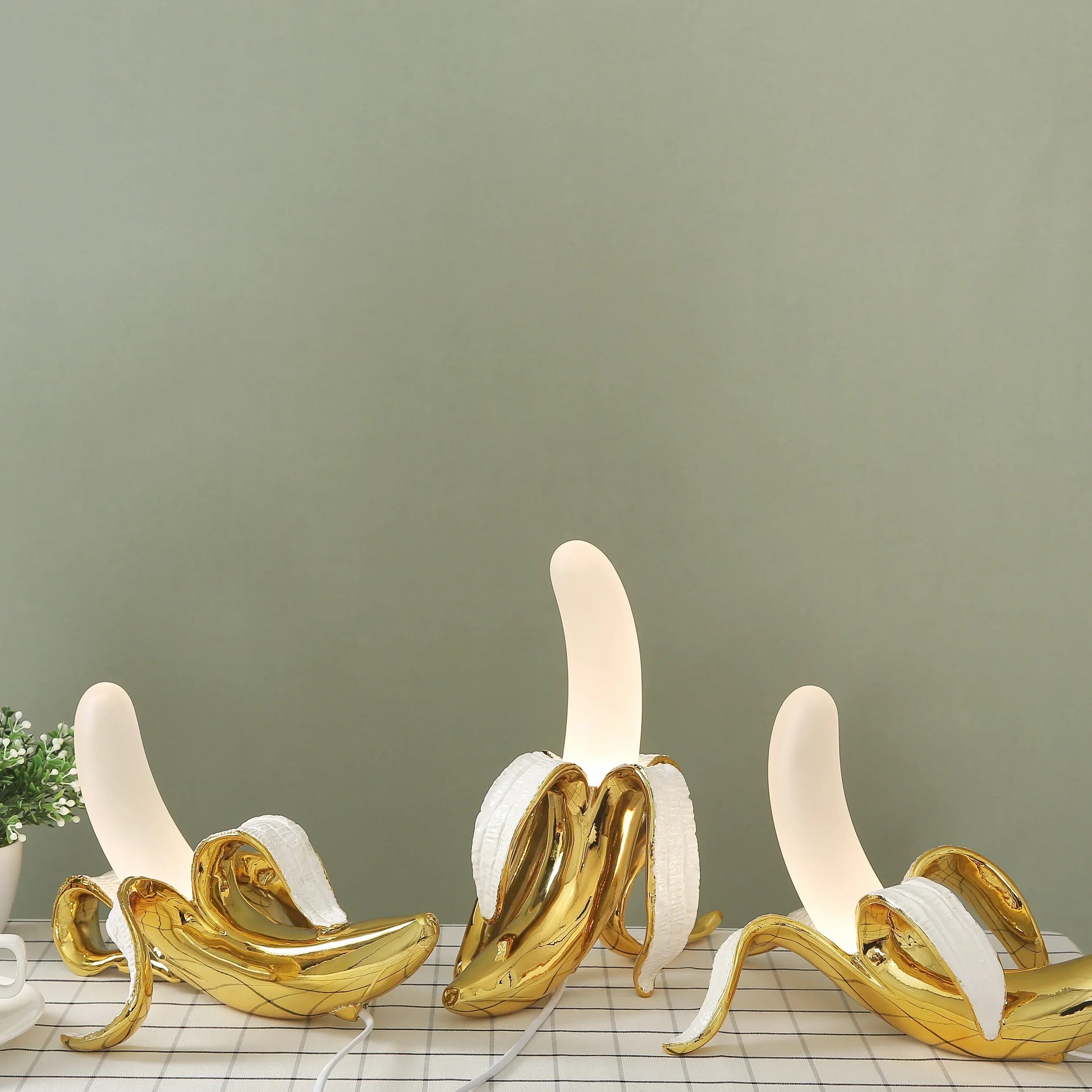 RYNX | Bananashine - Elegant Banana Lamps