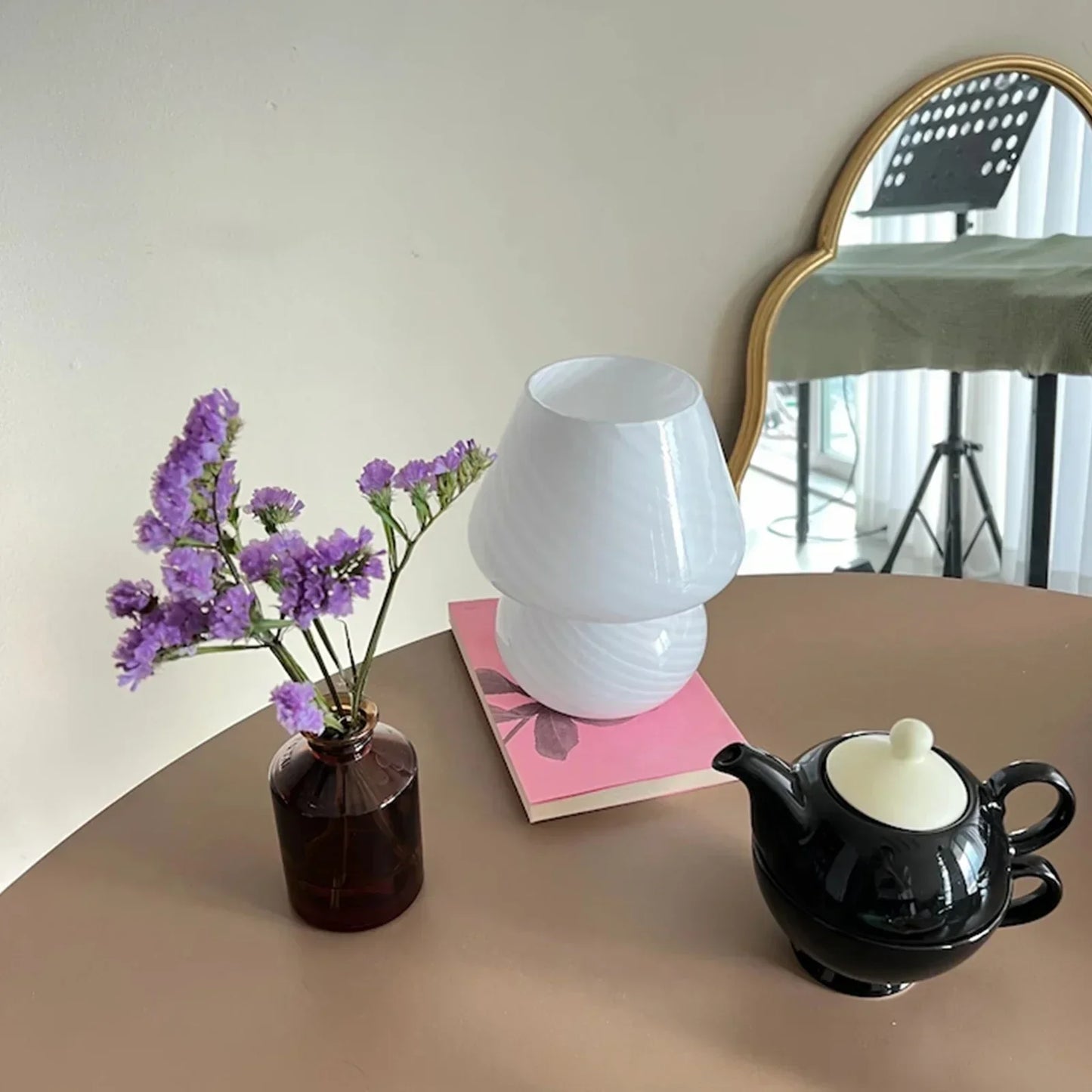 Rynx | Radiance Glass Desk Lamp - Modern Table Lamp