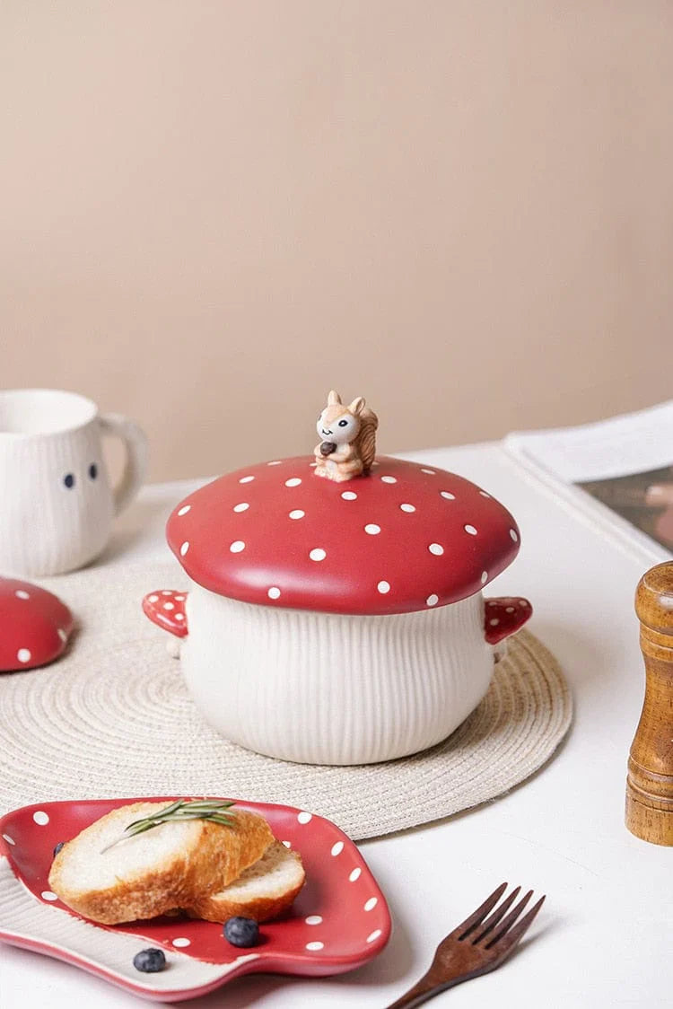 Rynx | Mushroom Shaped Plates