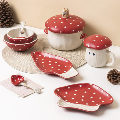 Rynx | Mushroom Shaped Plates