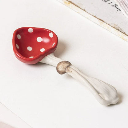 Rynx | Mushroom Shaped Plates