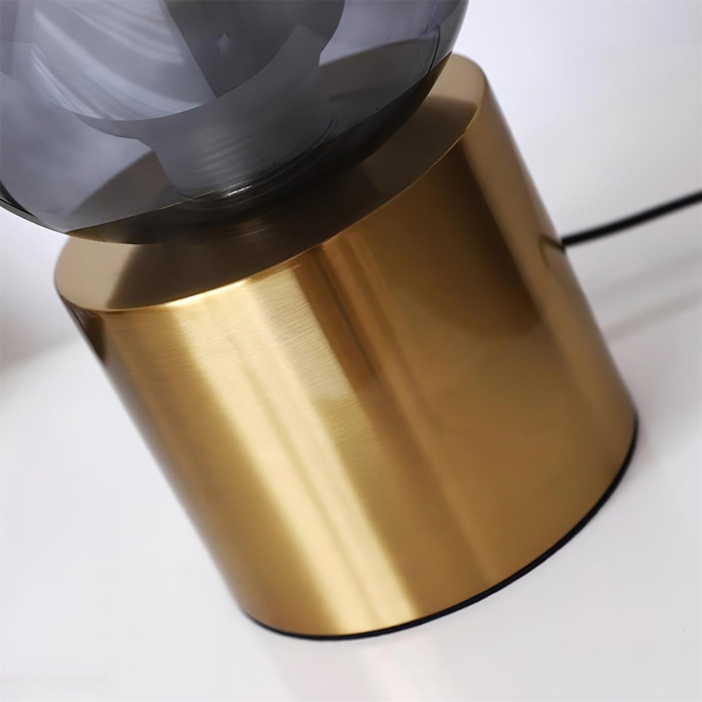Rynx | Nimbus Table Lamp