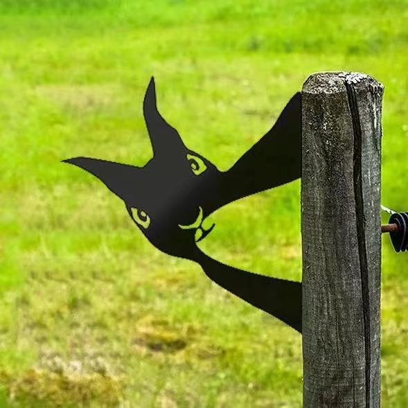 Rynx | Outdoor Garden Farm Spy Goat Metal Artwork Indoor Decor
