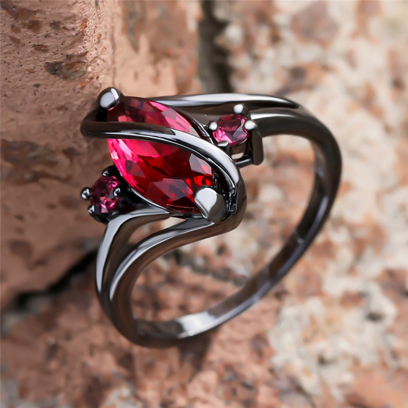 Rynx | Crystal Ring