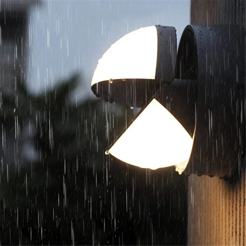 Rynx | LichtStijl - LED Outdoor Wall Lamp for Modern Gardens