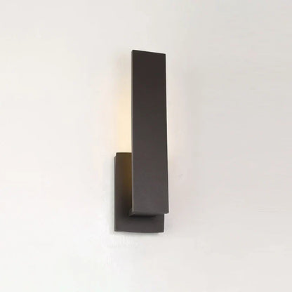 Rynx | Luminara - Stylish Weatherproof Wall Lamp