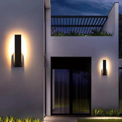 Rynx | Luminara - Stylish Weatherproof Wall Lamp