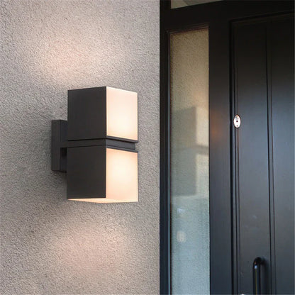Rynx | LightGuard - Modern Outdoor LED Wall Lamp