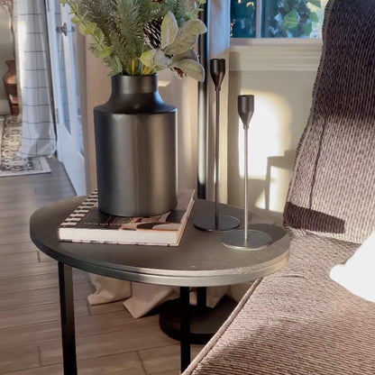 Rynx | Oval Metal C Table