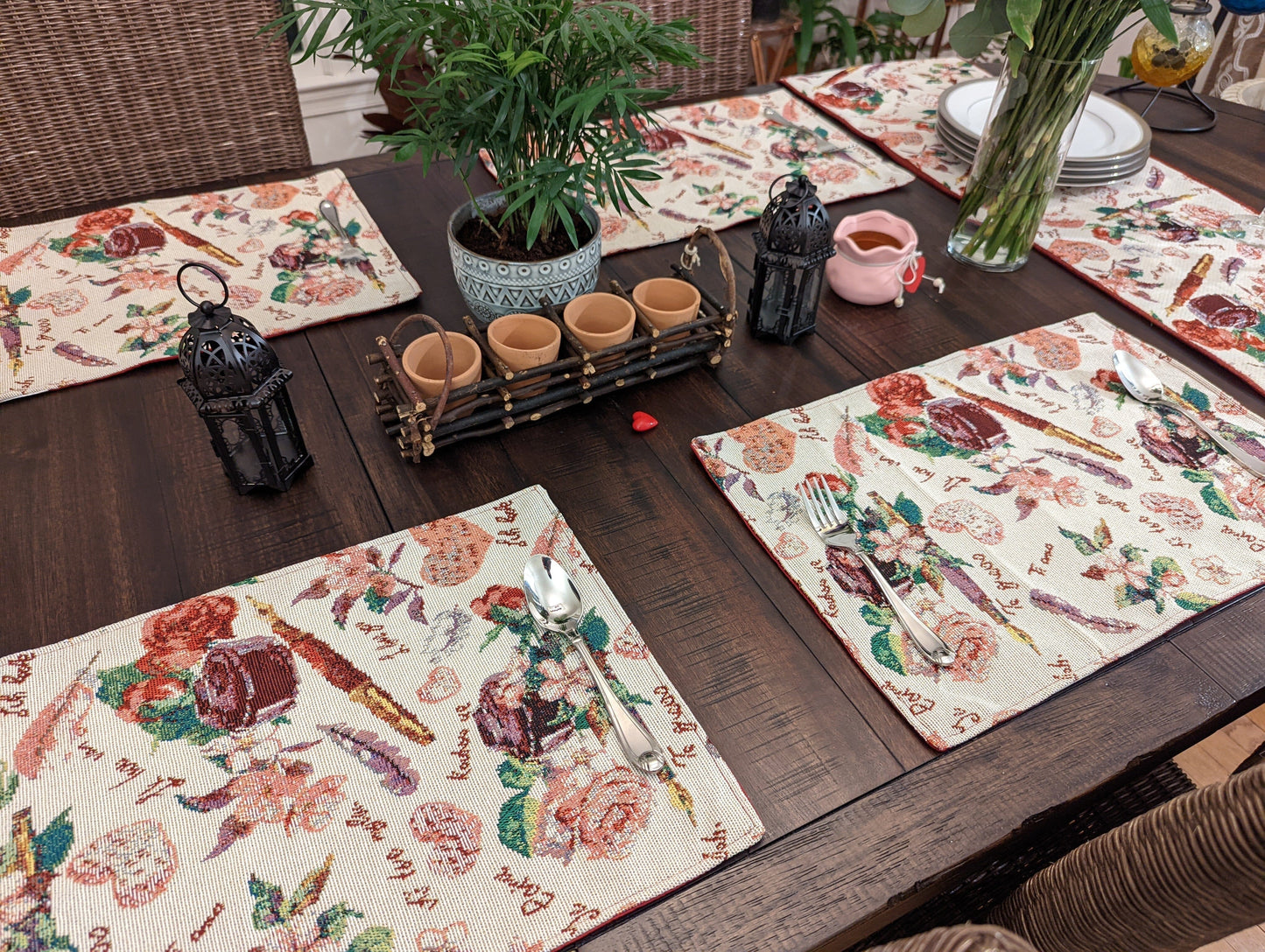 Rynx | DaDa Bedding Set consisting of 4 pieces Sweet Love Notes Pink Floral Tapestry Dining Table Sets 33 cm x 48 cm