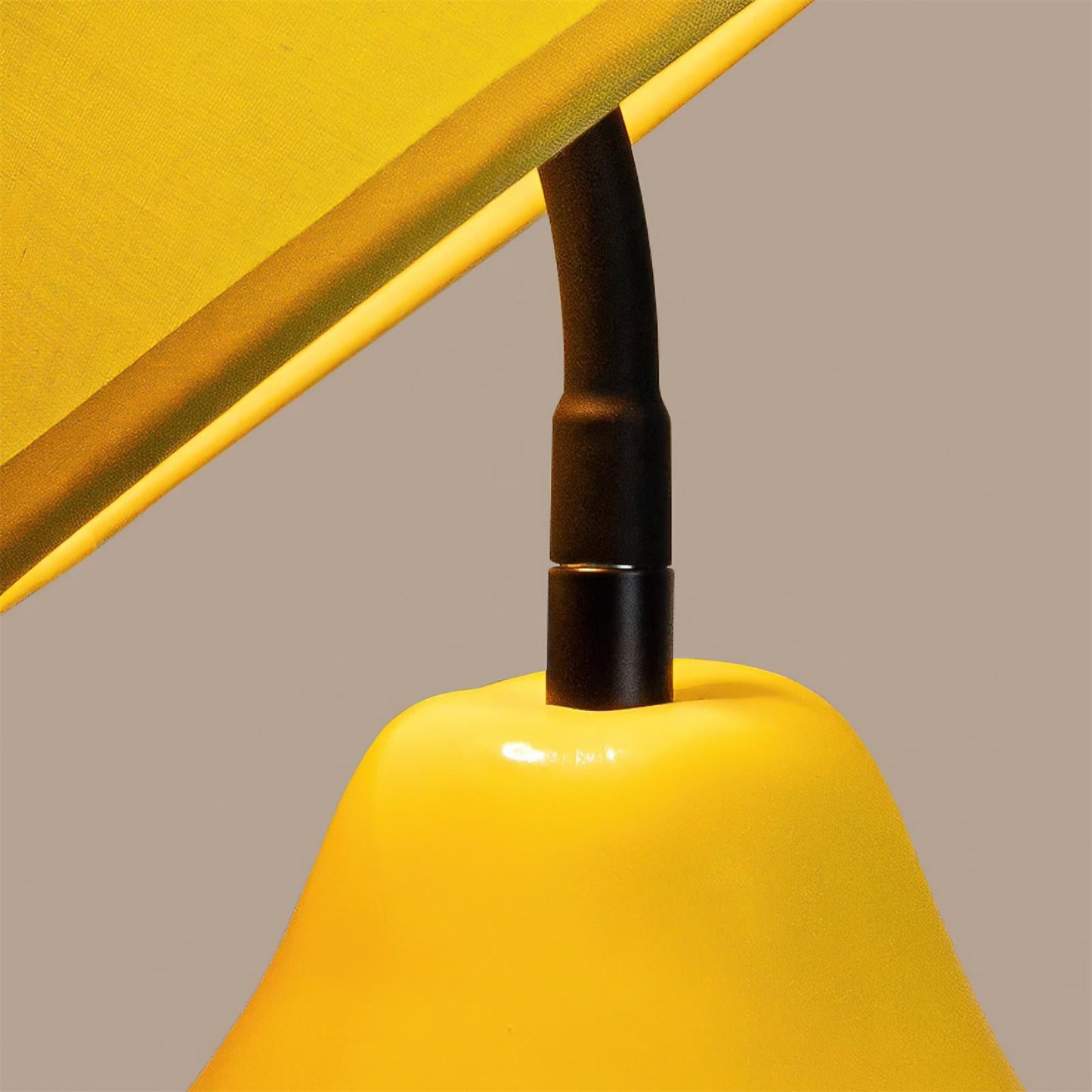 Rynx | Pear Table Lamp