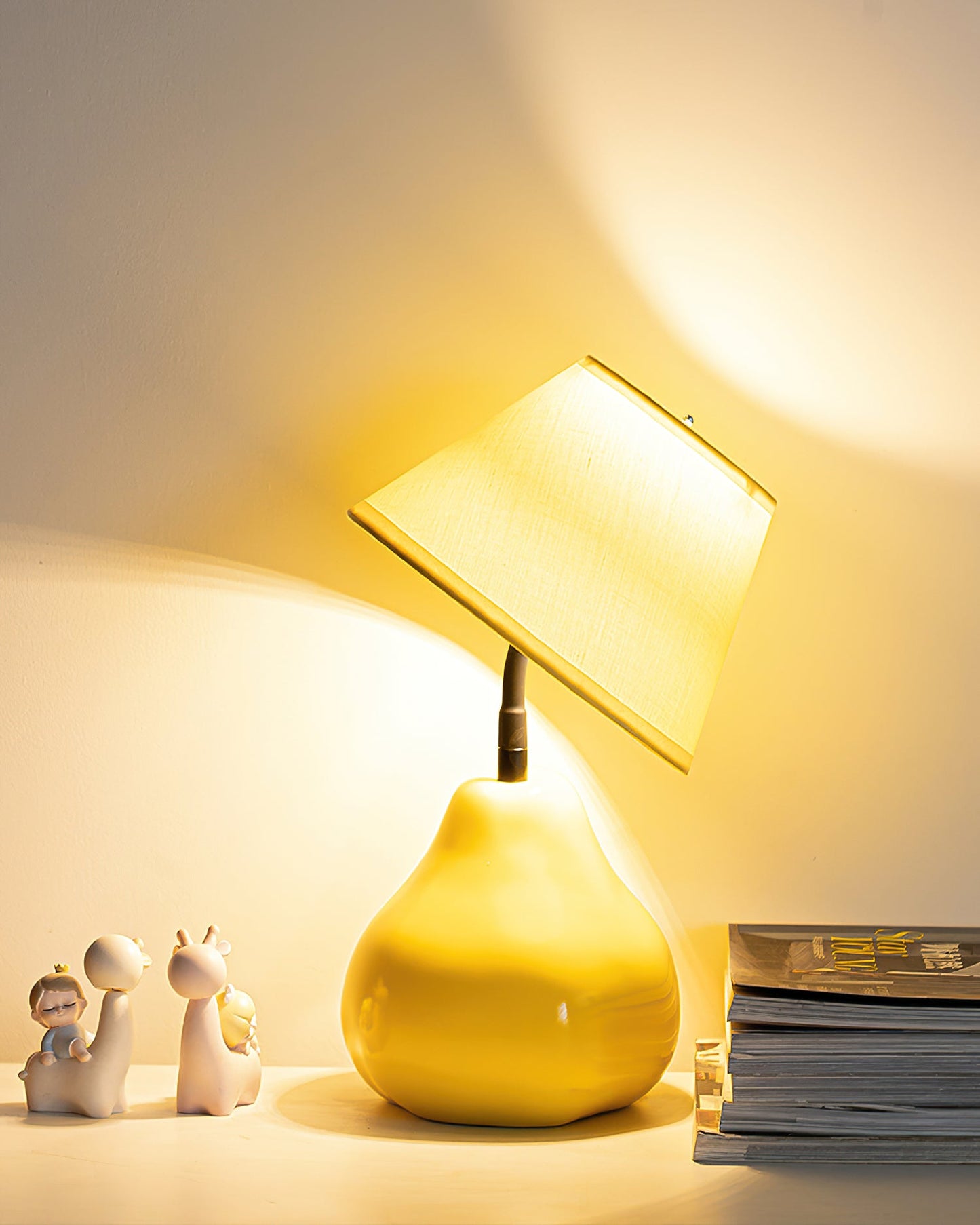 Rynx | Pear Table Lamp
