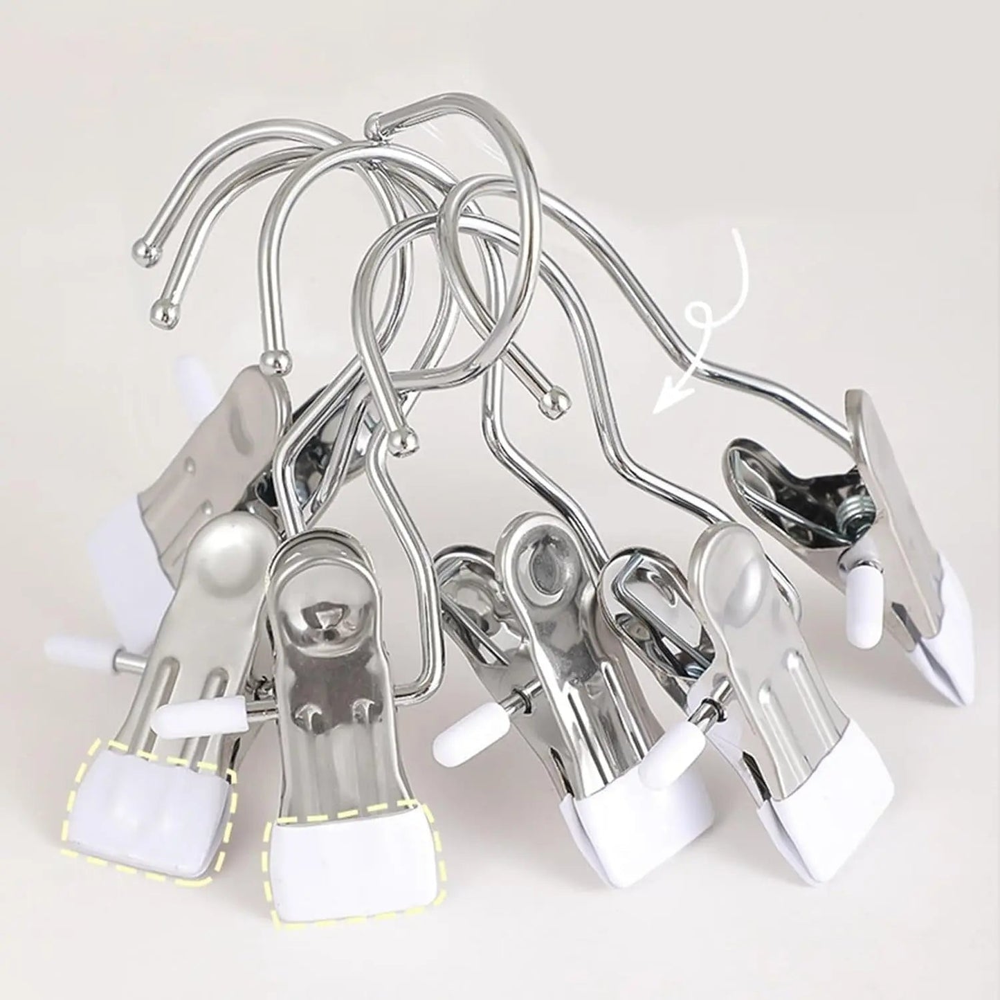 Rynx | Space-saving metal clip hook with PVC handle – More stable than wood & plastic