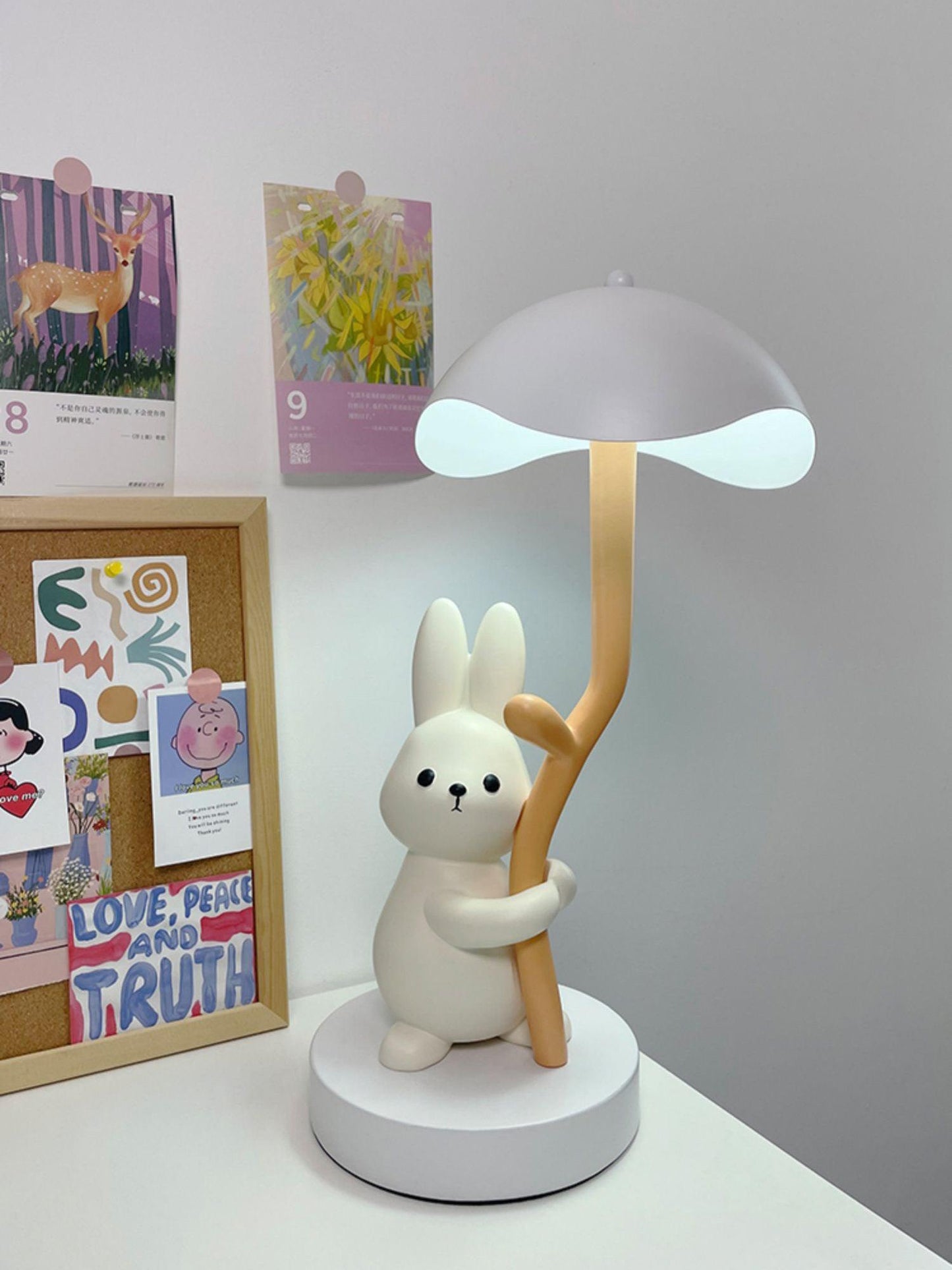 Rynx | Rabbit Hug Table Lamp