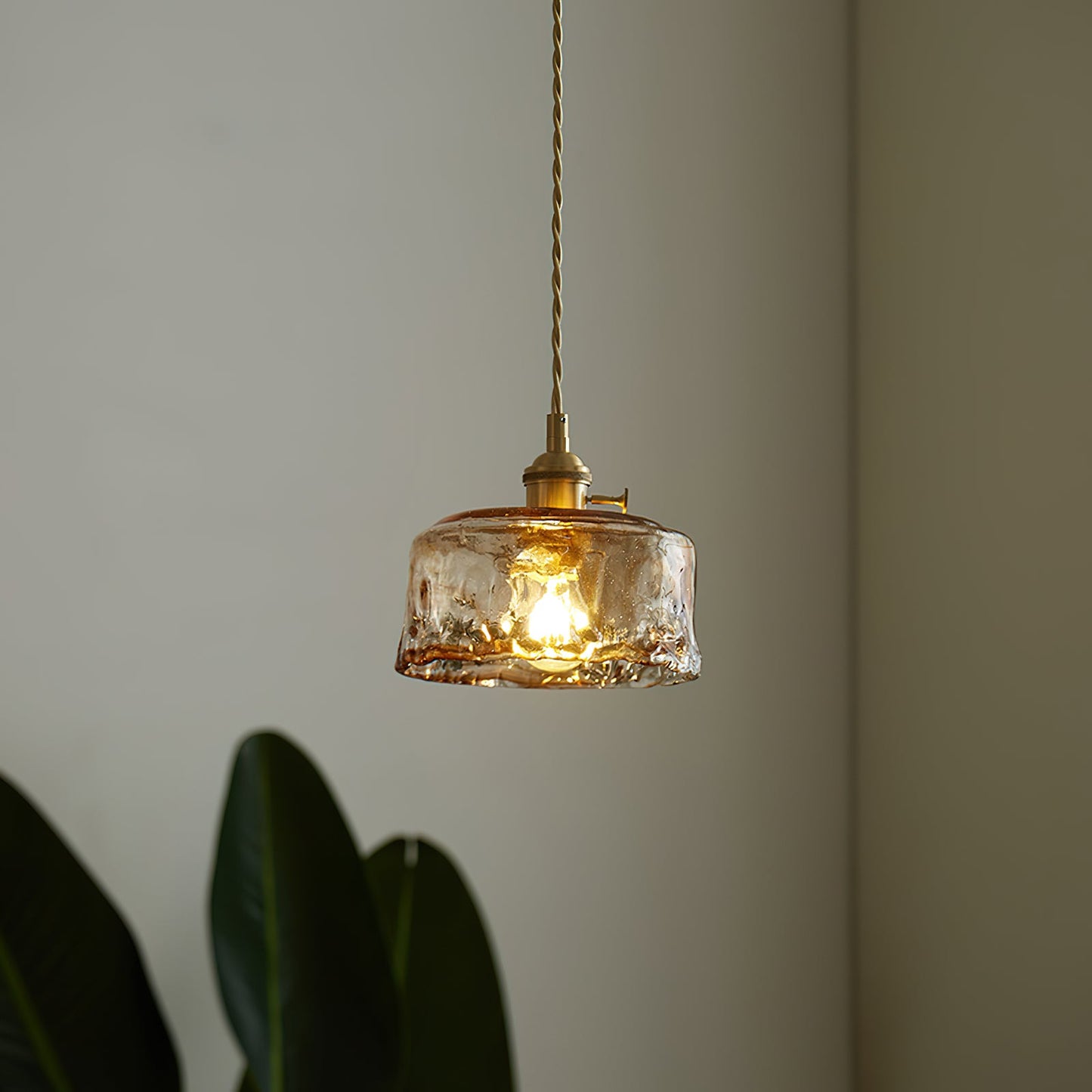 Rynx | Retro Adonia Pendant Lamp
