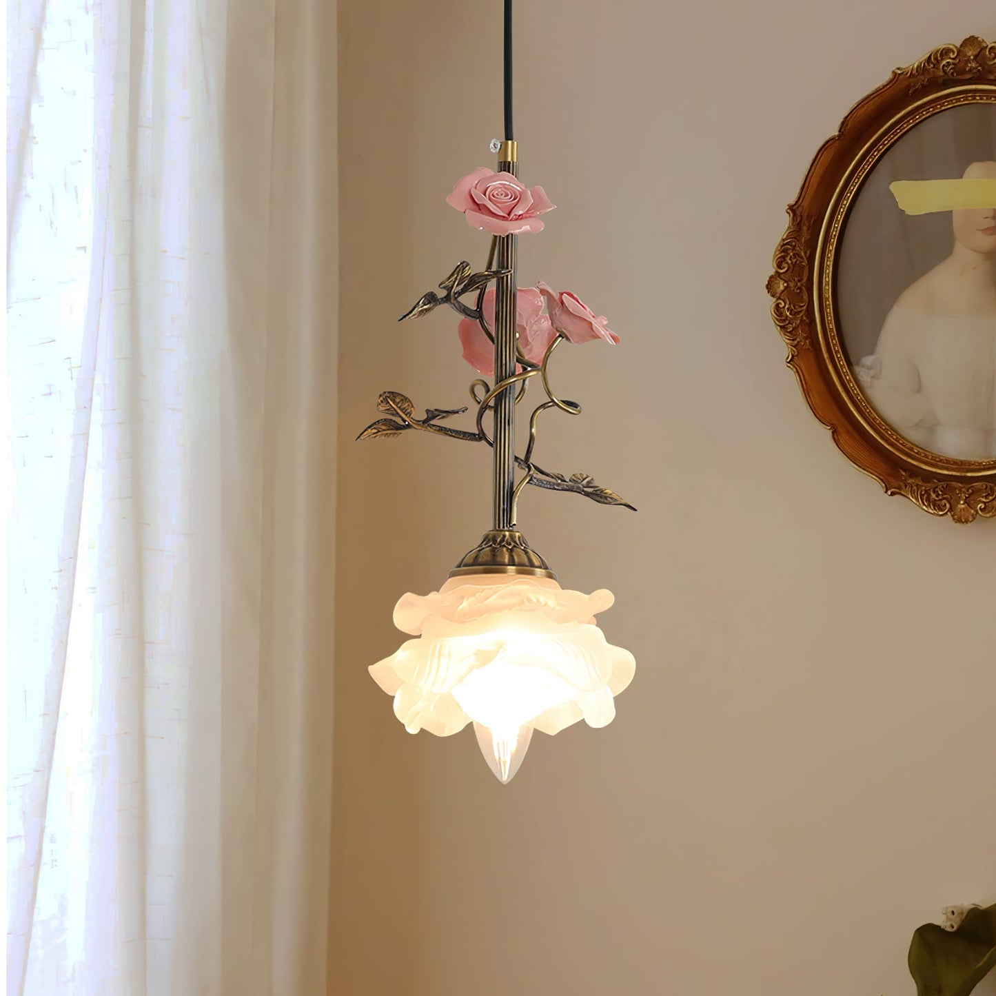 Rynx | Rosavine Pendant Lamp