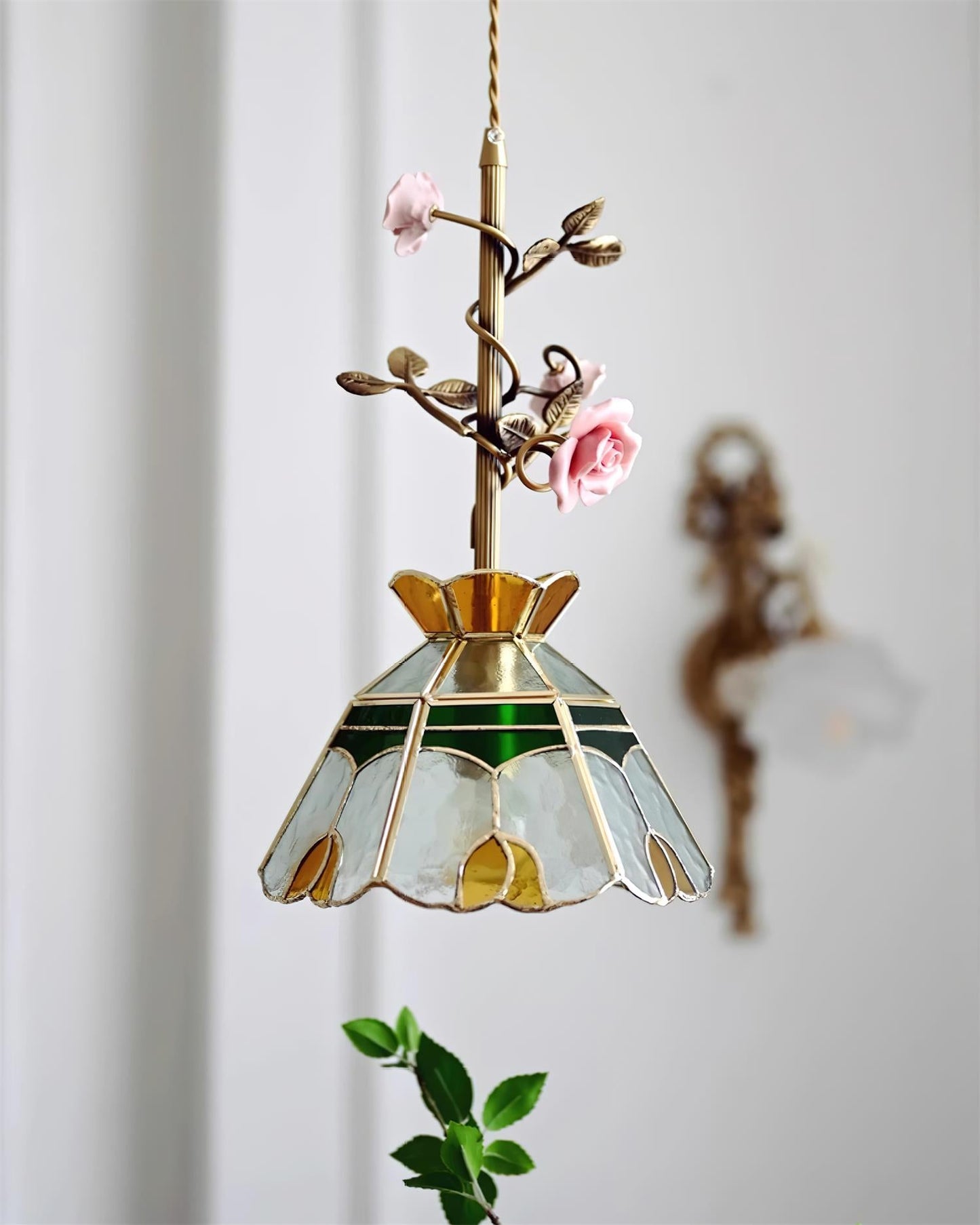 Rynx | Rosavine Pendant Lamp