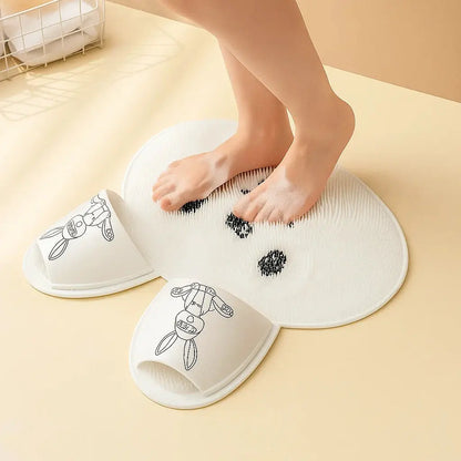 Rynx | Non-slip shower mat for gentle foot cleaning