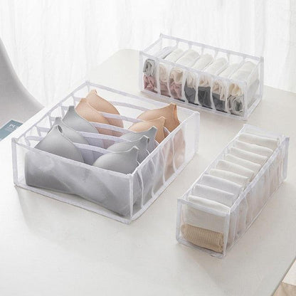 Rynx | Nylon wardrobe organization system with improved storage and ventilation
