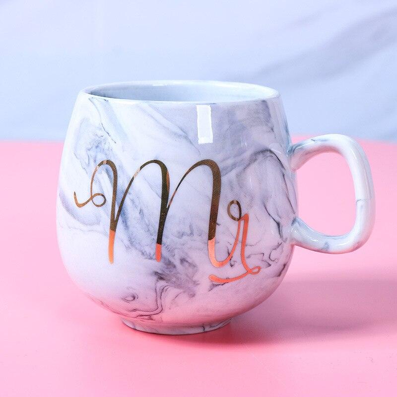 Rynx | Paw-sitively Charming Flamingo Ceramic Travel Mug: Your Cozy Companion for On-the-Go Sips