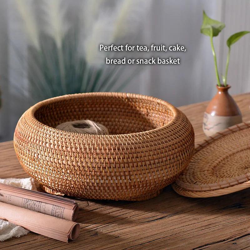 Rynx | Elegant handwoven rattan storage chest - Stylish organizer for any room